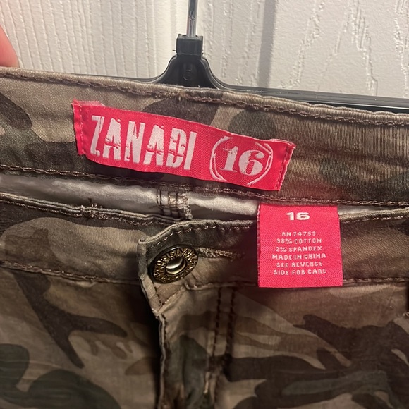 Camo pant - Picture 3 of 7